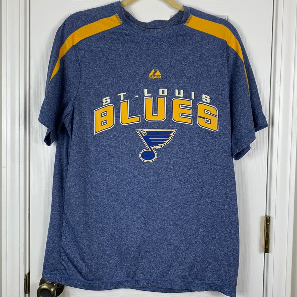 Majestic NHL St. Louis Blues blue/yellow short sleeved tee shirt size medium